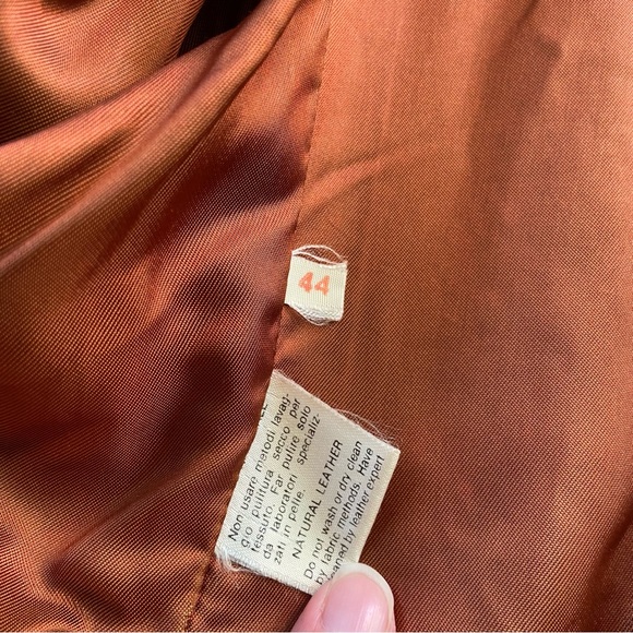 1970s Vintage Leather Blazer - Picture 4 of 6